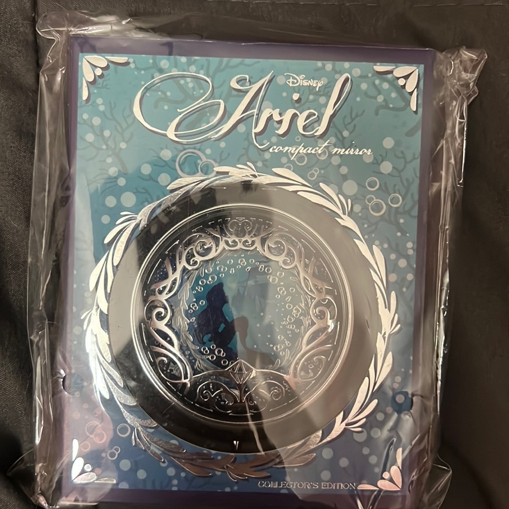 Disney Collection Ariel compact mirror